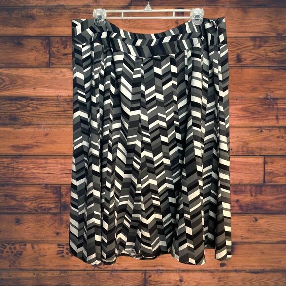 5 for $25🔥Cato Colorblock Chevron Zip Side Skirt 22W - Picture 1 of 5